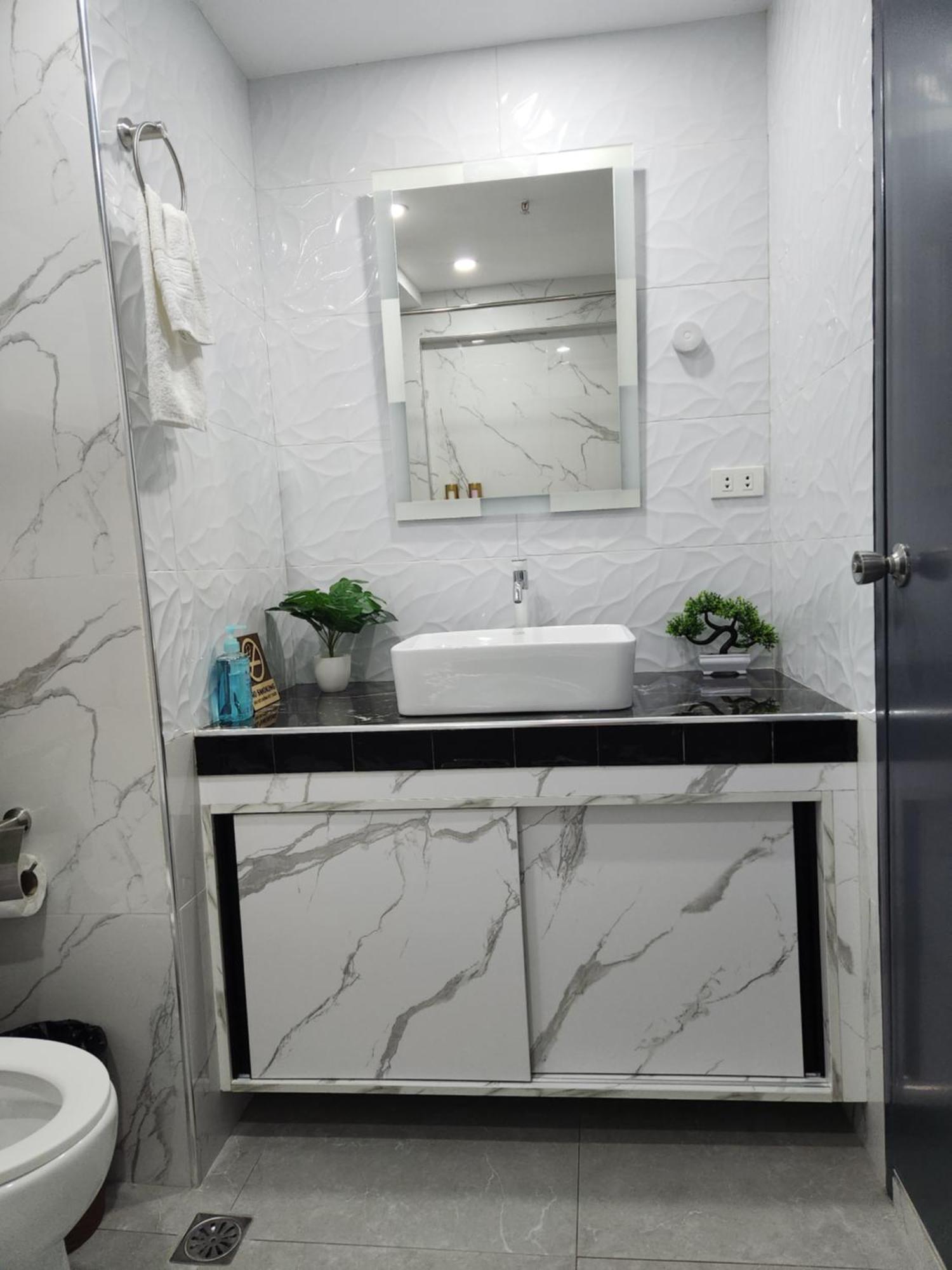 Condo Azur Suites B207 Near Airport, Netflix, Stylish, Cozy With Swimming Pool Lapu-Lapu City Dış mekan fotoğraf