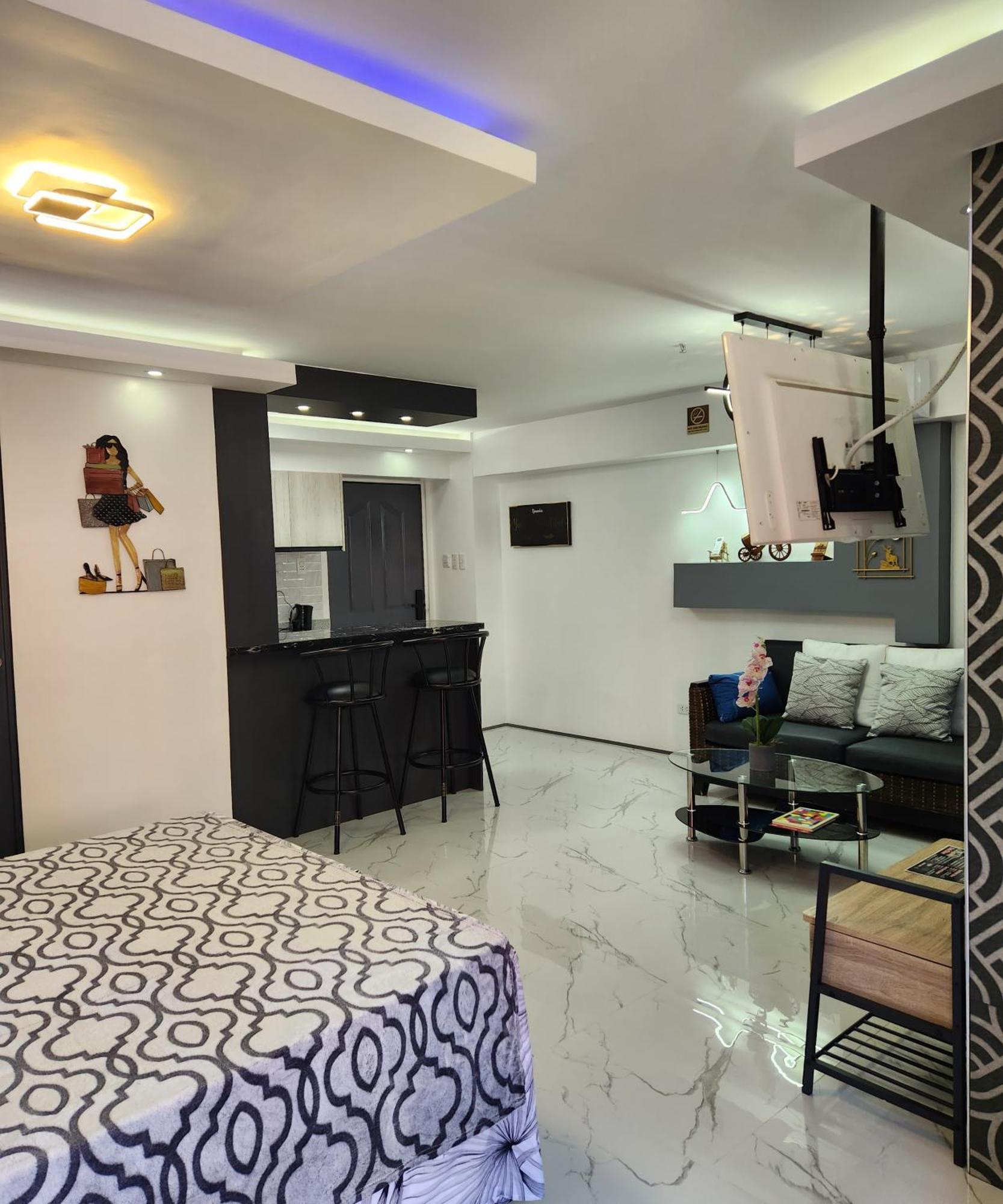 Condo Azur Suites B207 Near Airport, Netflix, Stylish, Cozy With Swimming Pool Lapu-Lapu City Dış mekan fotoğraf