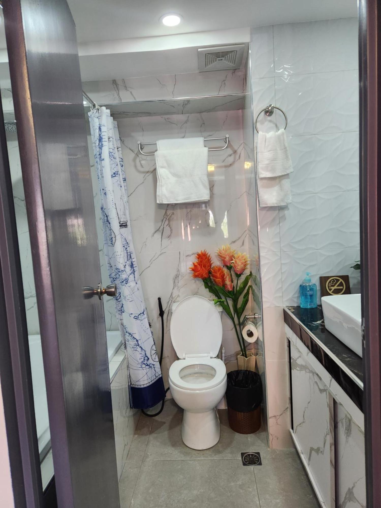 Condo Azur Suites B207 Near Airport, Netflix, Stylish, Cozy With Swimming Pool Lapu-Lapu City Dış mekan fotoğraf